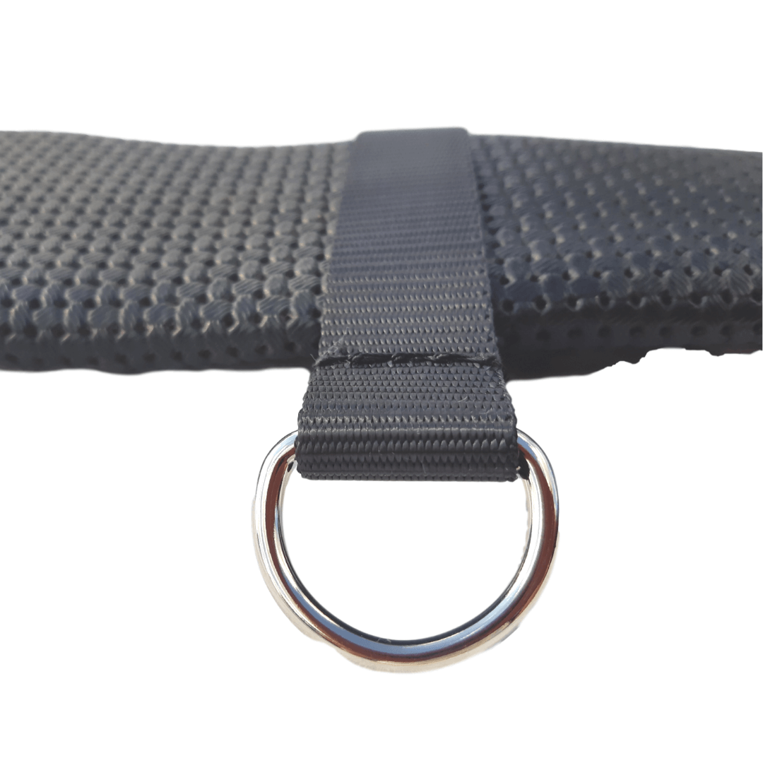 horse-adjustable-girth loop -fully adjusted-ring facing down 1