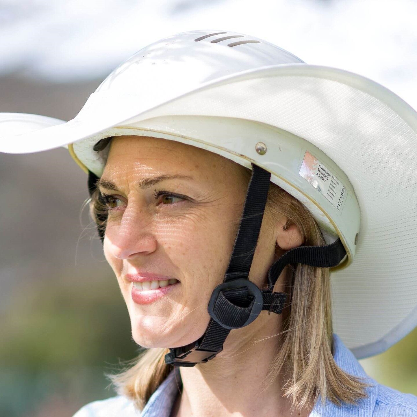 sun-safe-helmet-brim-visor-shade-all-white